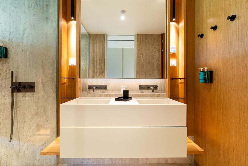 Shower, Bathroom, towels