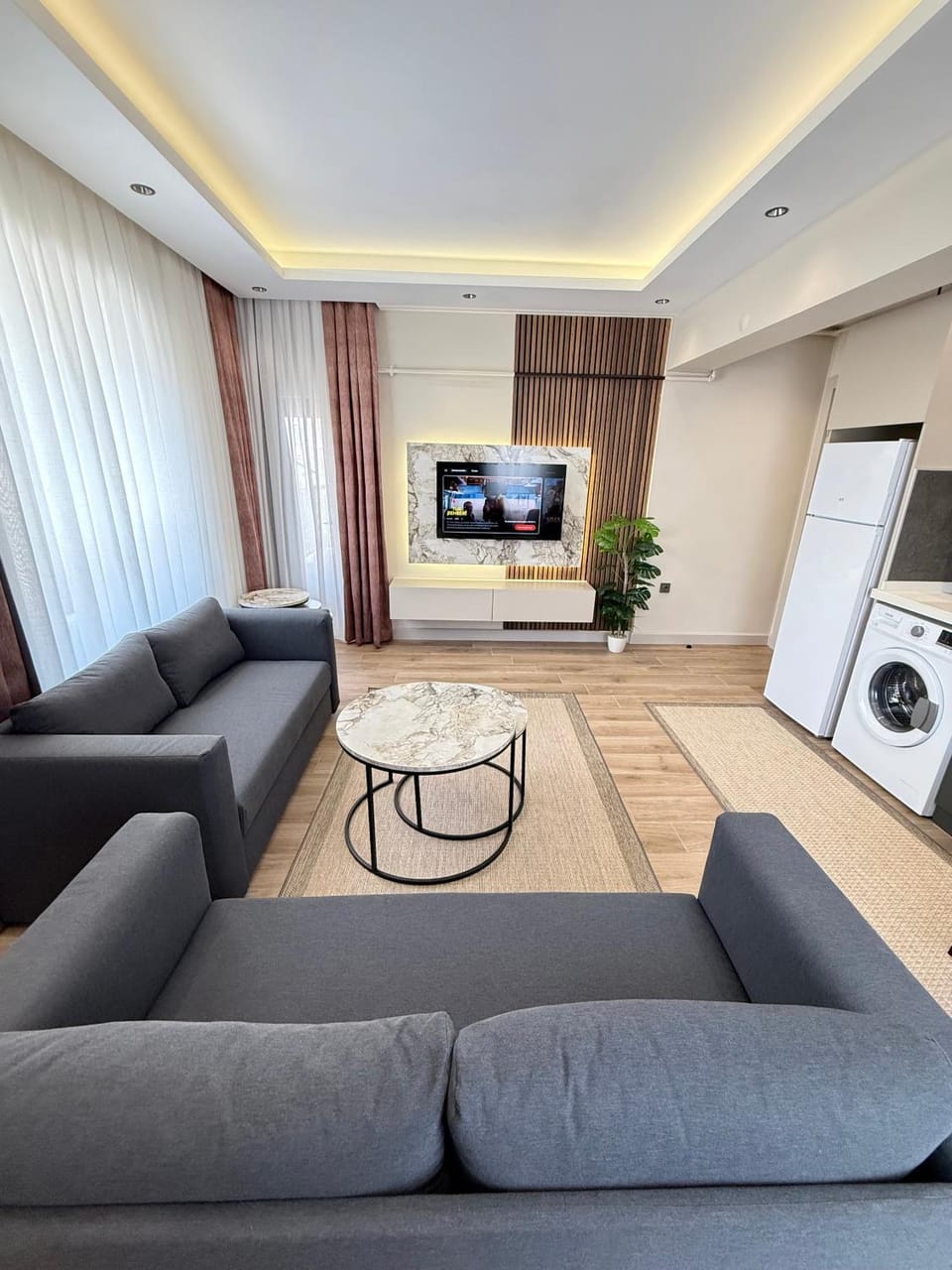Communal lounge/ TV room, TV and multimedia, Living room, Seating area