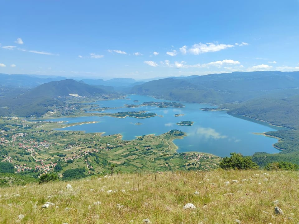 Nearby landmark, Day, Lake view, Mountain view