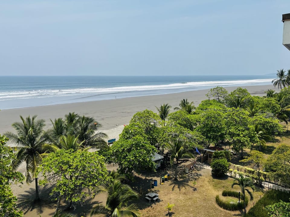 Spacious Beachfront Condo 3202 | Playa Bejuco + Pool + Direct Beach Access Villa in Esterillos Este
