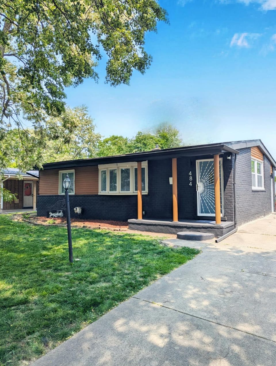 CASA GLAM - Pontiac House in Auburn Hills