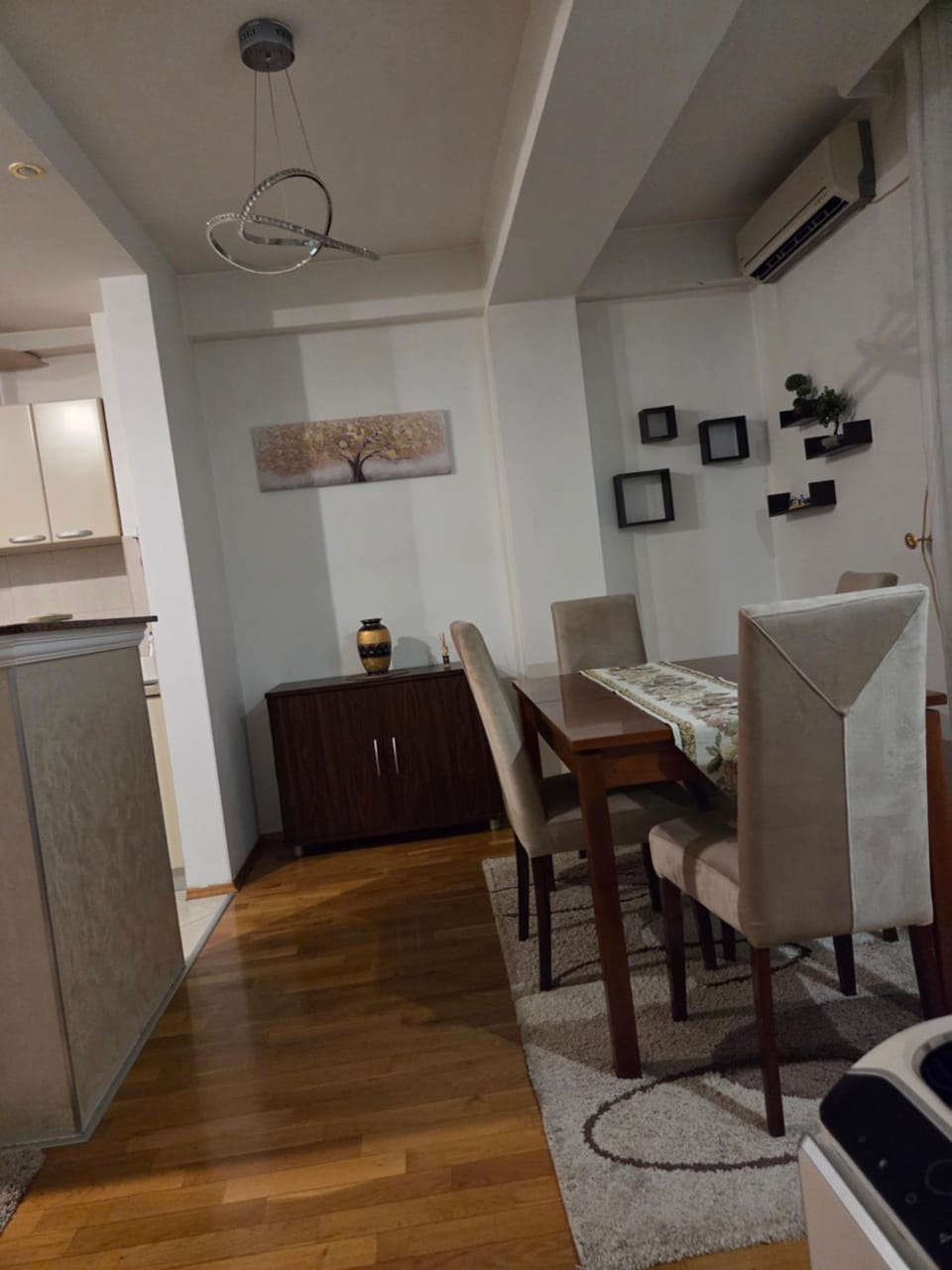 Central Bee Apartment Apartment in Skopje