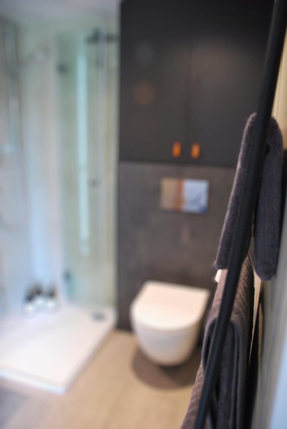 Shower, Bathroom, towels
