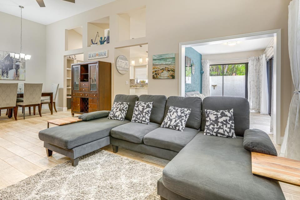 8 Mi to Stuart Beach: Home w/ Pool Access! House in Palm City