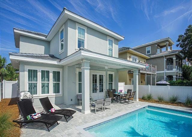 Patio, Swimming pool