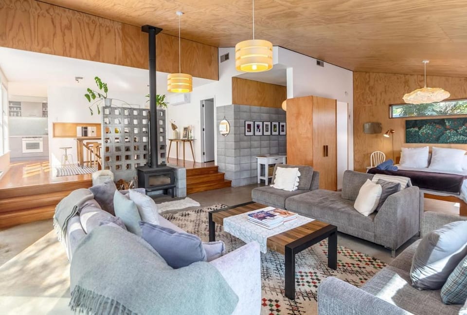 Bed, Living room, Seating area, Bedroom