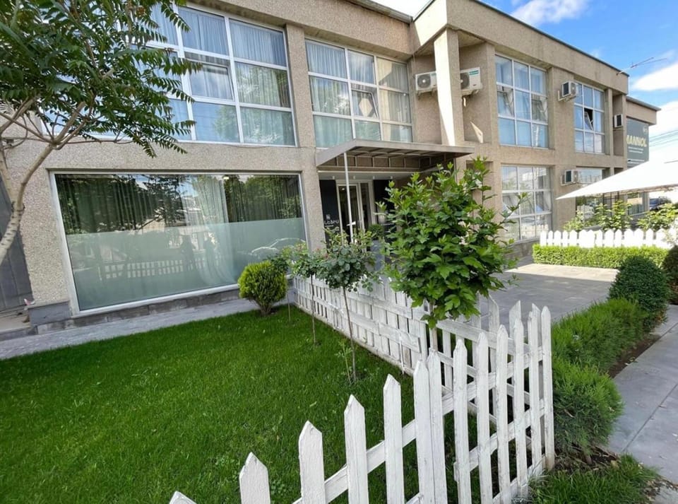 Benefice Hotel Yerevan-通緝 Hotel in Yerevan