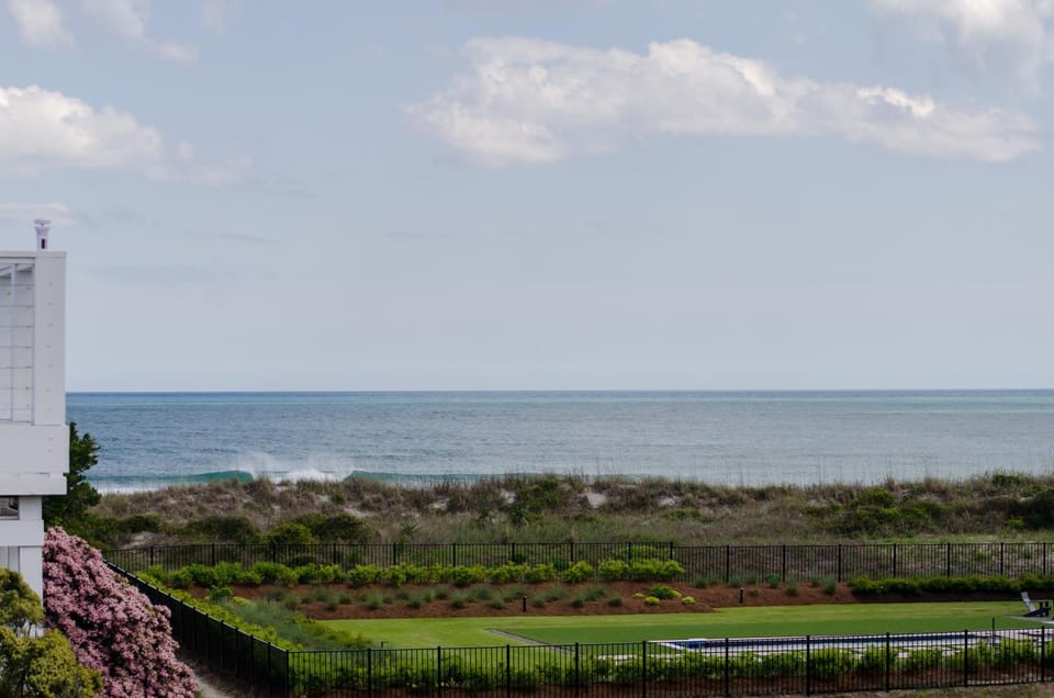 Wright at Home by Bryant Real Estate House in Wrightsville Beach