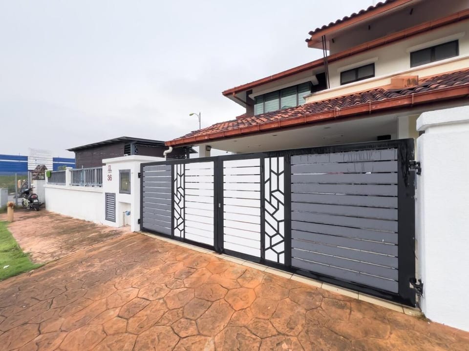 Luxury Villa Igauan Alam Sari, Bangi Selangor - Smarthome Villa in Negeri Sembilan, Malaysia
