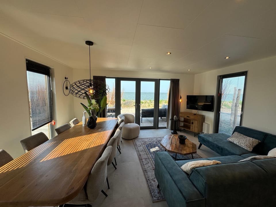Enkhuizer Strand BeachHouse Sonnendeck Nr 414 House in Flevoland, Netherlands