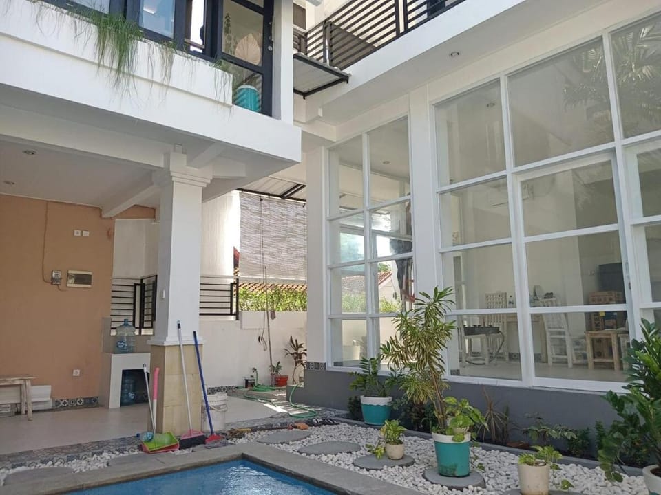 Your Dream Canggu Getaway Villa Villa in North Kuta