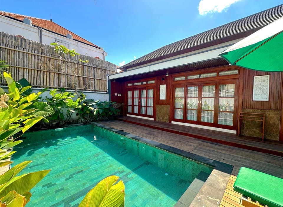 Property building, Pool view, Swimming pool