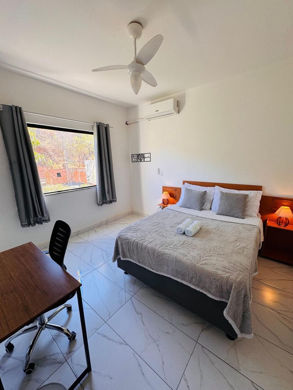 Apartamento próximo a BR | Ar-condicionado House in Governador Valadares
