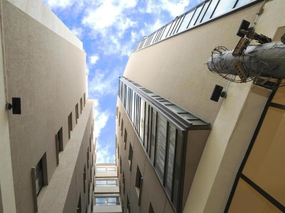 Property building, Day