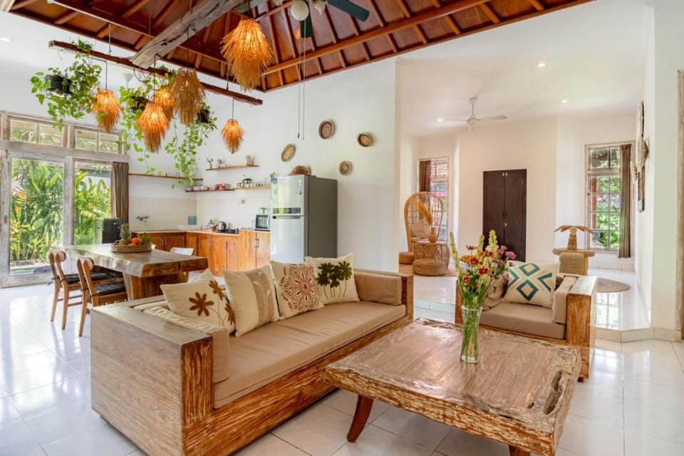 Villa 3bdrm Sanur 800 m ocean Villa in Denpasar