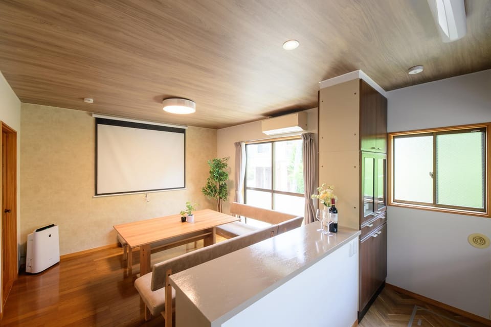 Kitchen or kitchenette, Living room, Dining area