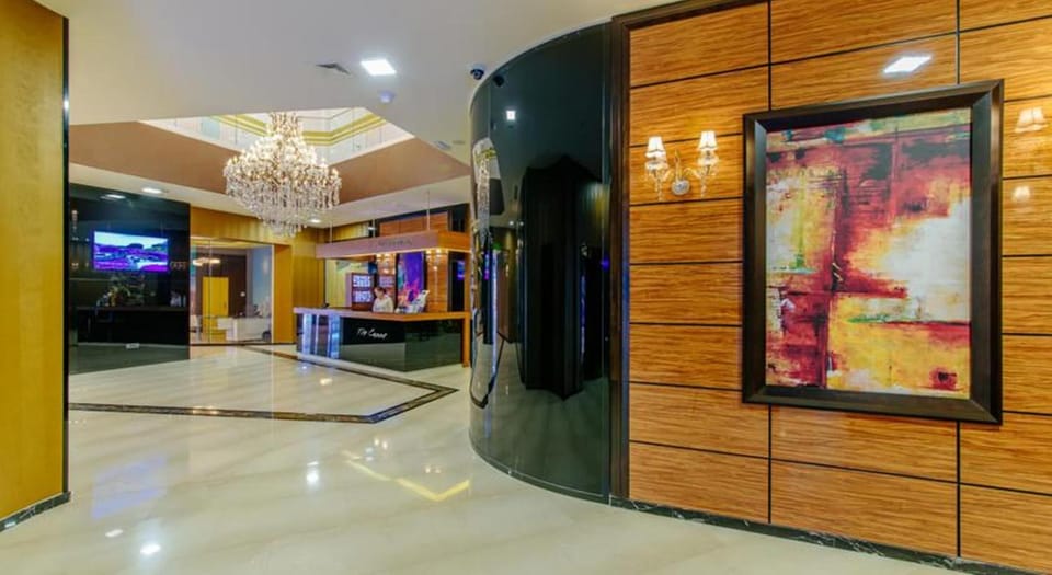 Staff, Lobby or reception