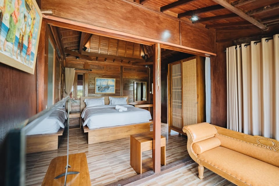 Bed, Living room, Photo of the whole room, Bedroom