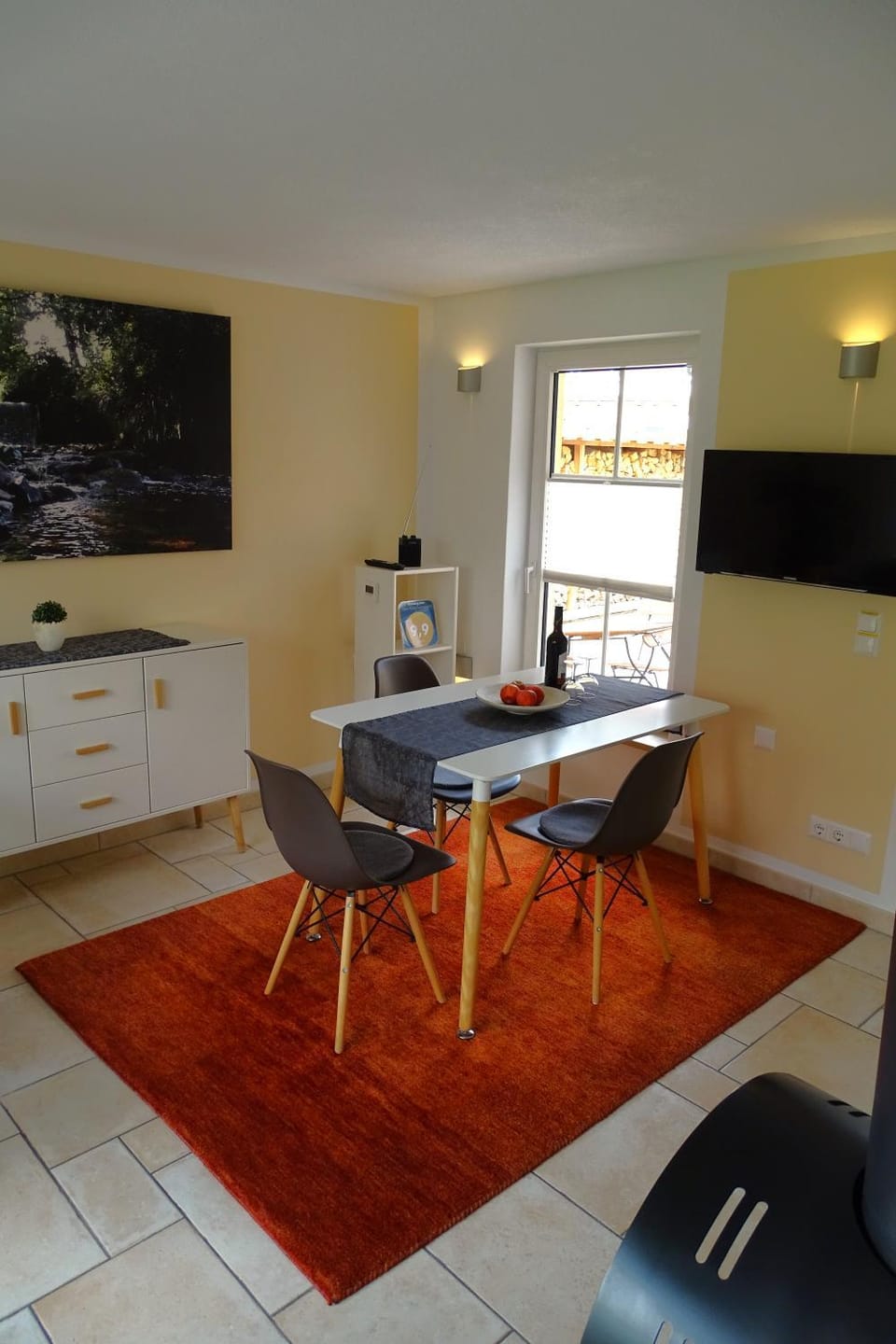 TV and multimedia, Living room, Dining area, Breakfast, flat iron