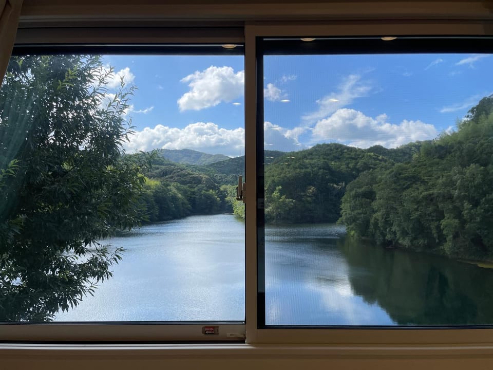 ゲストハウス坂の上のソルティーズ Bed and Breakfast in Japan