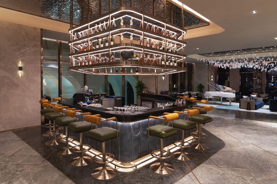 Lounge or bar