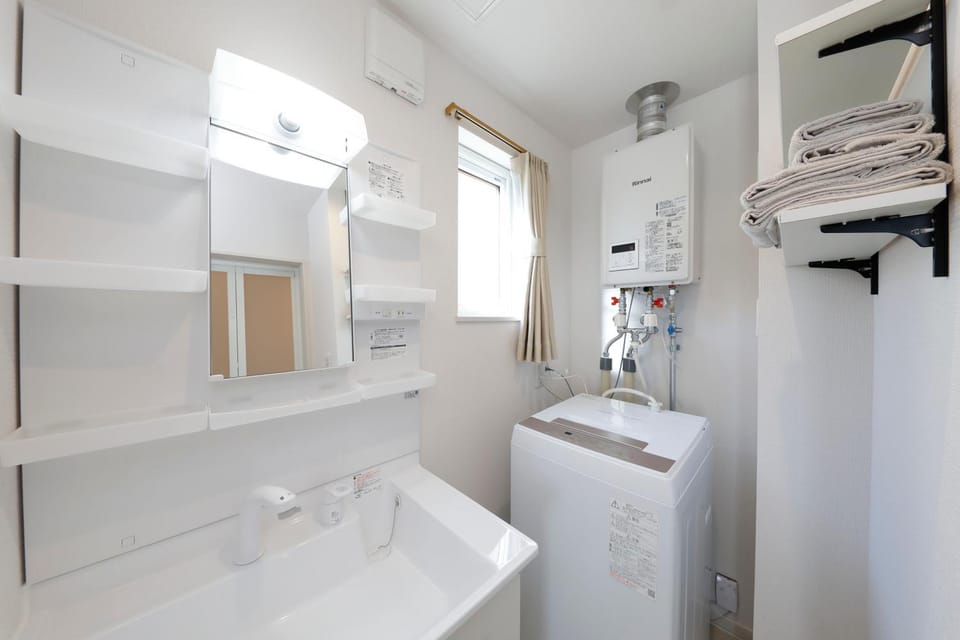 Bathroom, washing machine