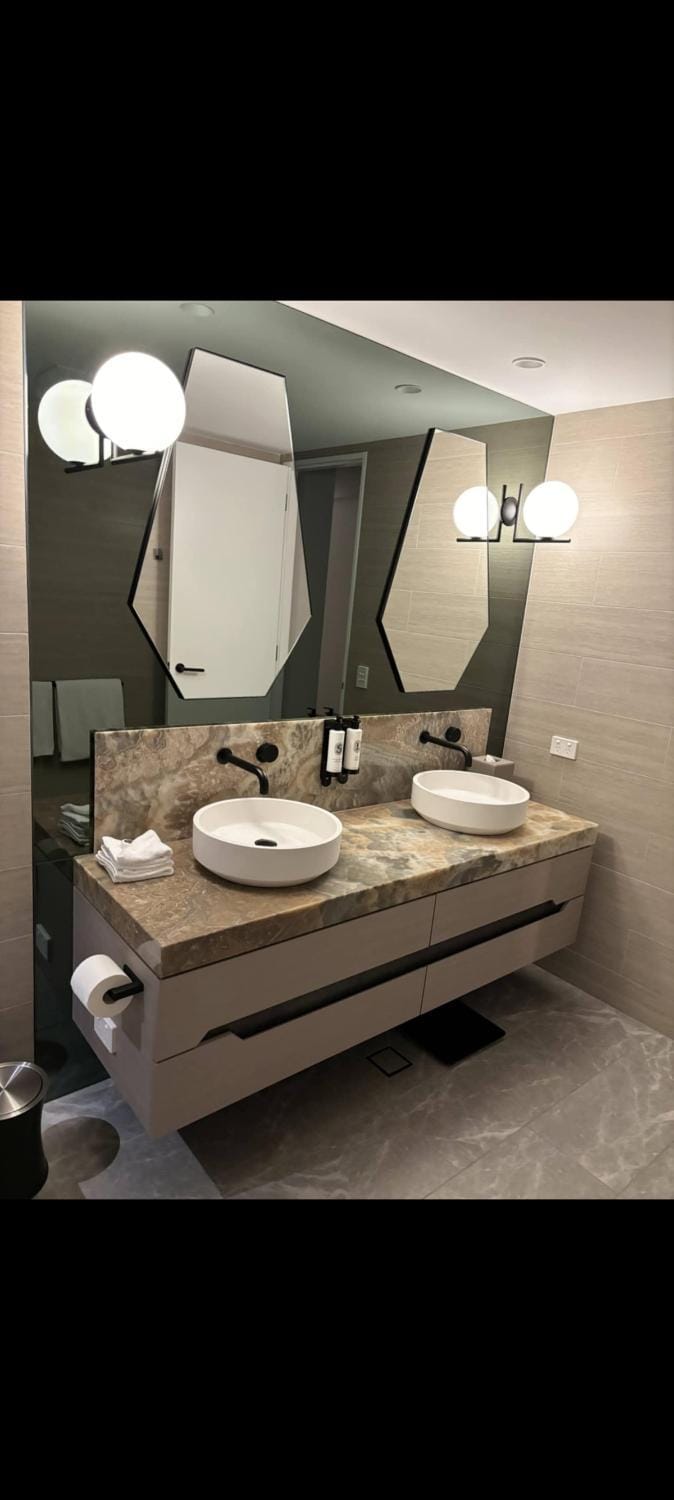 mista lux Apartment in Surfers Paradise