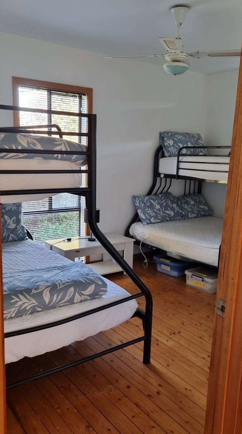 Bed, Bedroom, bunk bed