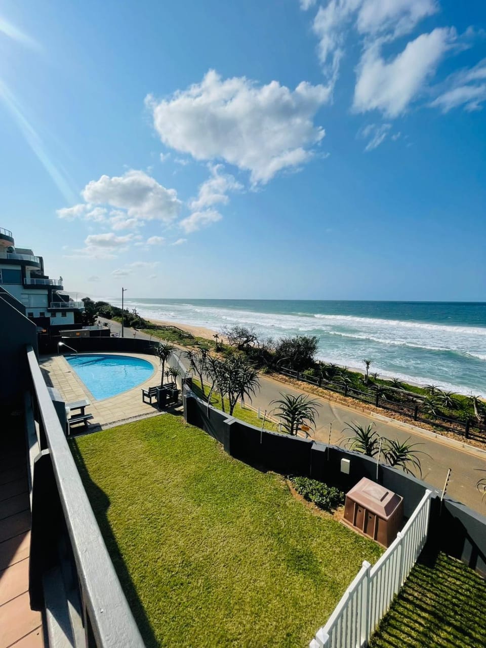 Beachy Seaside Serenity Apartment in KwaZulu-Natal