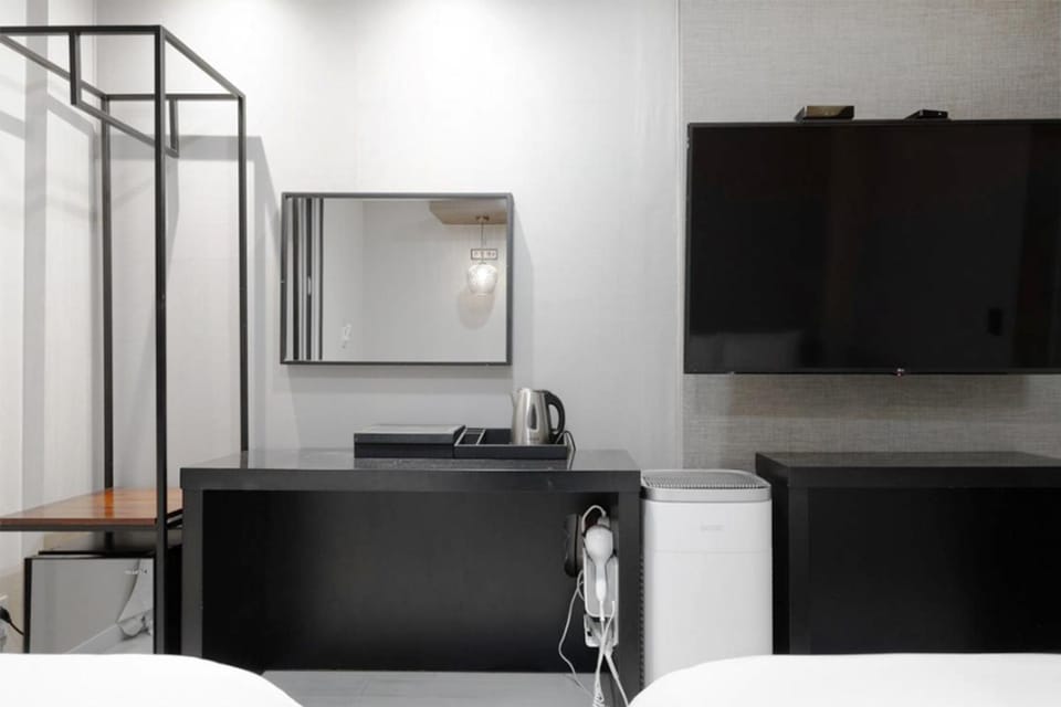3S HOTEL 안양일번가점 - 1st FASHION Motel in Gyeonggi-do