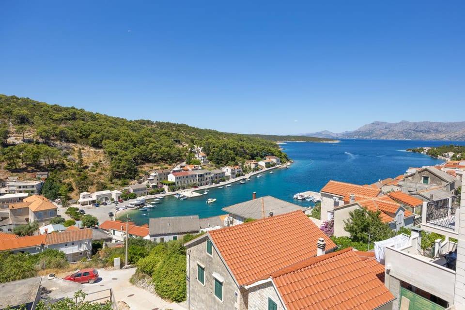 Day, Sea view, Location
