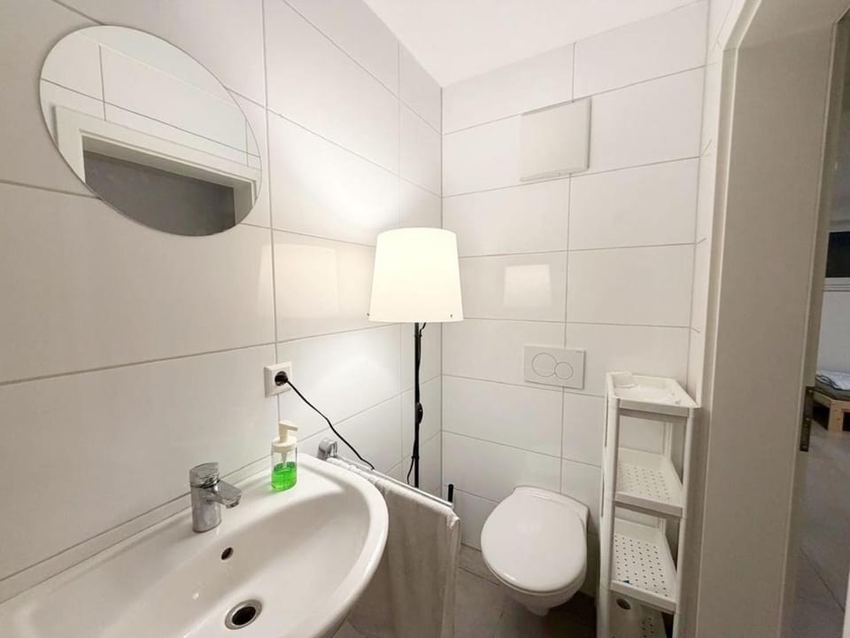 Toilet, Bathroom