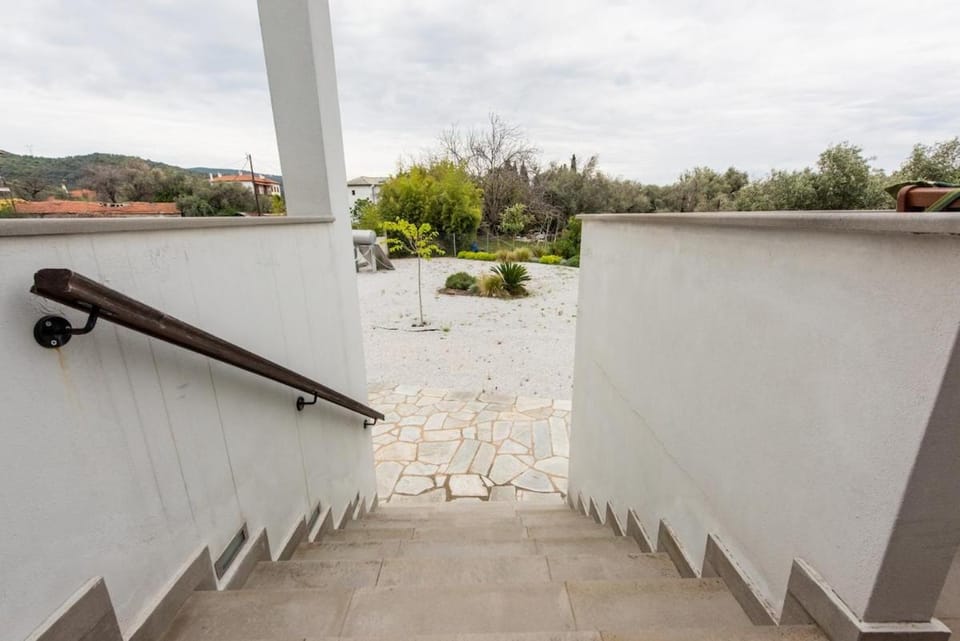 The Olive Home House in Magnesia Prefecture, Greece