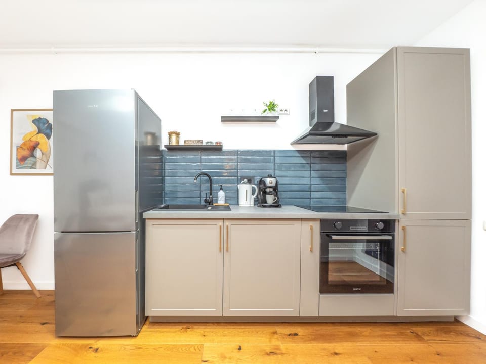 Kitchen or kitchenette, oven, stove