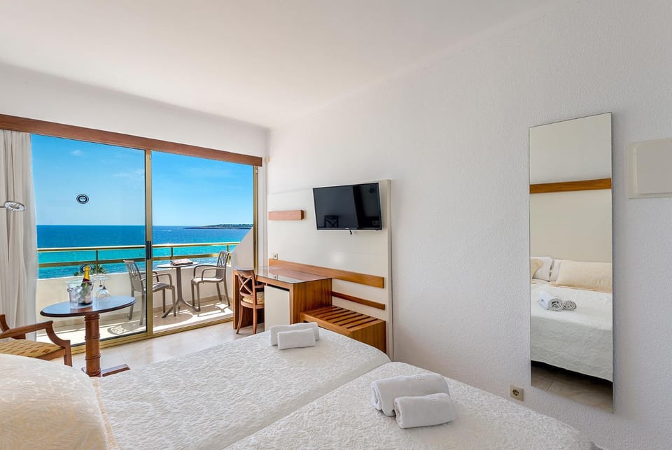 Balcony/Terrace, Bedroom, Sea view