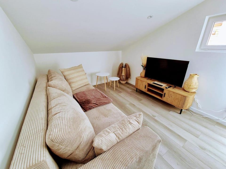 Appartement "La Girafe" centre Cholet 4pers Apartment in Pays de la Loire