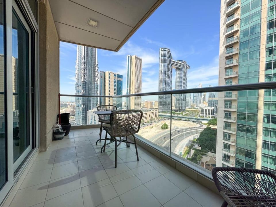 Day, View (from property/room), Balcony/Terrace, City view