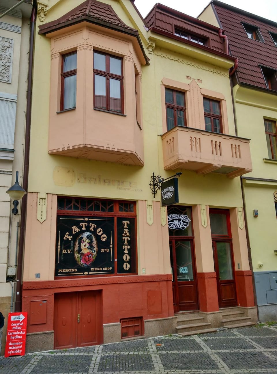 Facade/entrance, Street view