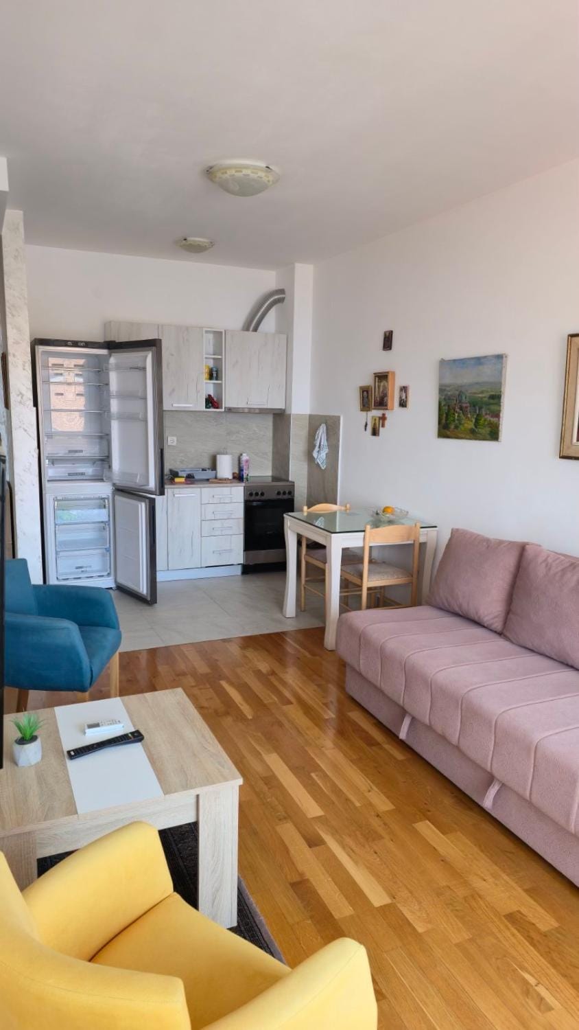 Azuro View Apartmani Pržno Apartment in Montenegro