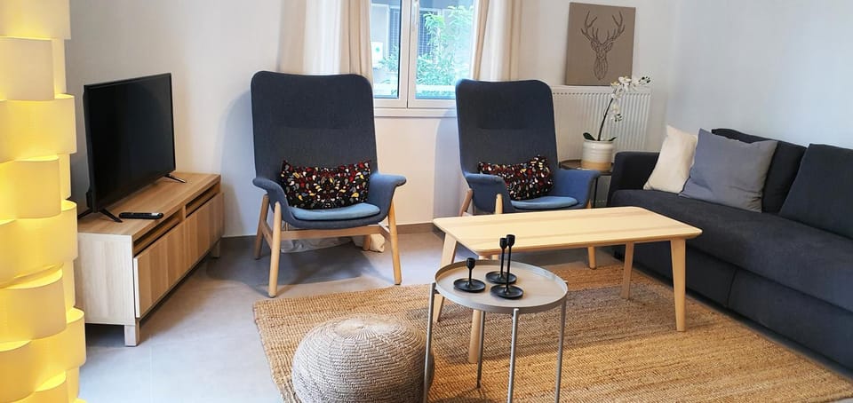 TV and multimedia, Seating area