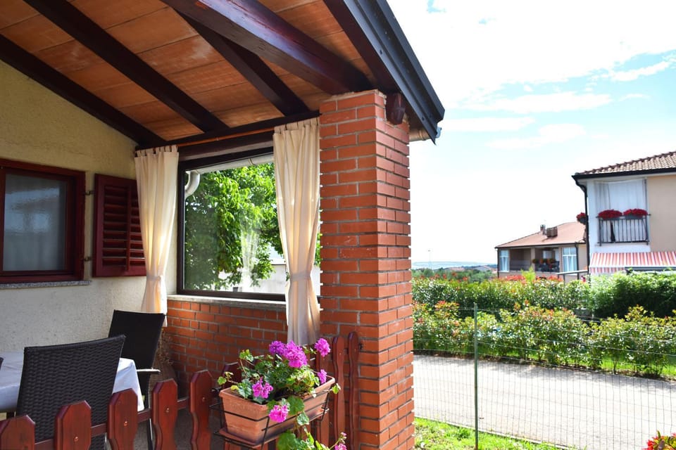 Property building, Patio, Day, Garden, View (from property/room), Balcony/Terrace, Dining area, Garden view