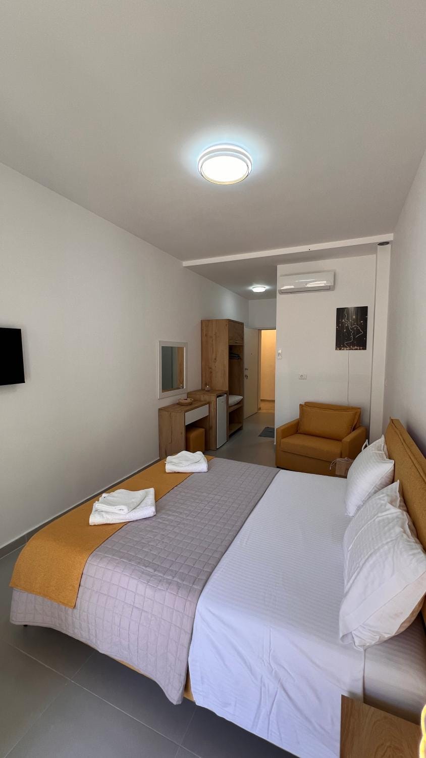 Bed, Bedroom, wardrobe