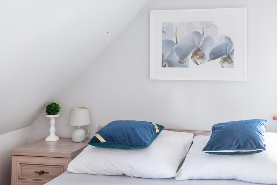 Pokoje Gościnne Izabela Bed and Breakfast in Lower Silesian Voivodeship