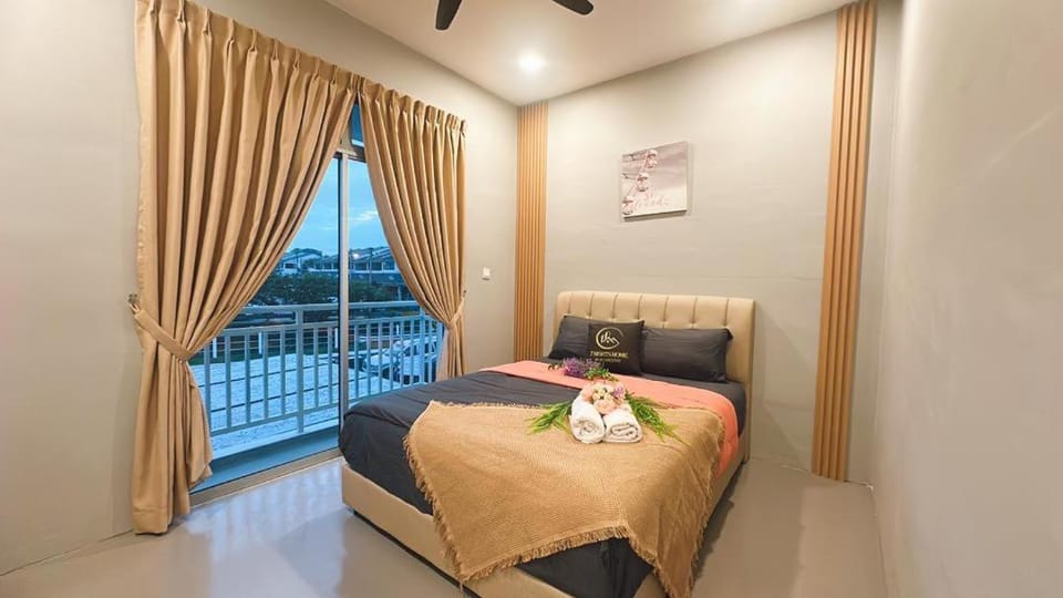 A27 Royal Dato Onn 2 Party House Corner Lot 15Pax House in Johor Bahru