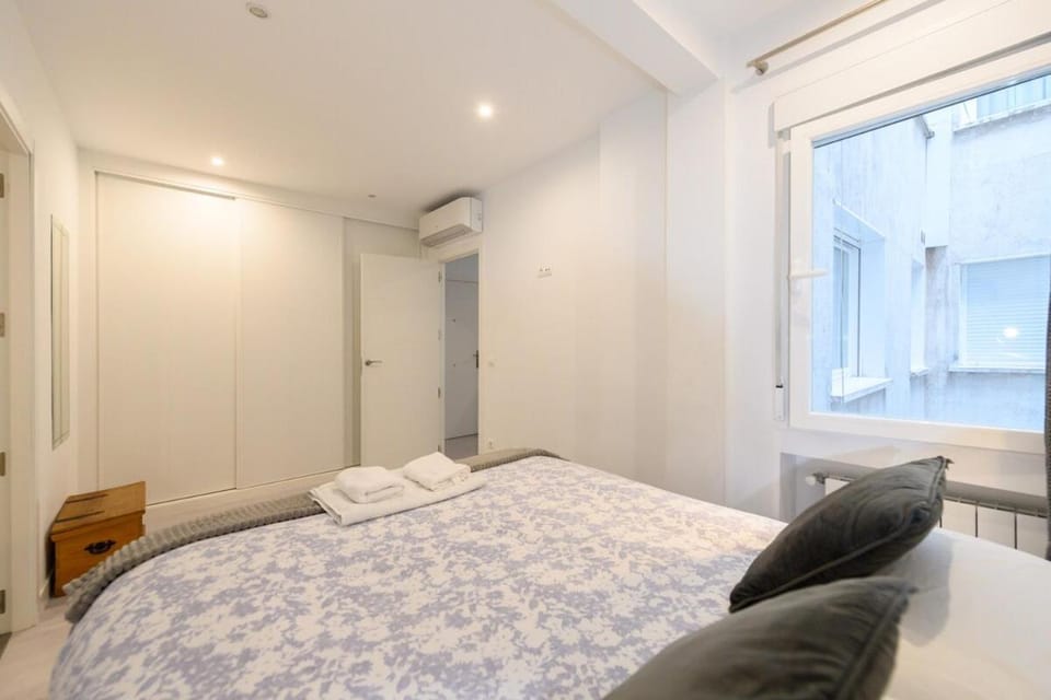 Temporary rental in Madrid 1st floor apartment NMO41HA Apartment in Madrid