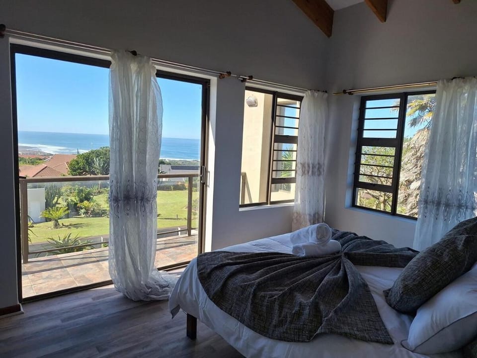 Barefoot Bliss Holiday Home House in Port Alfred
