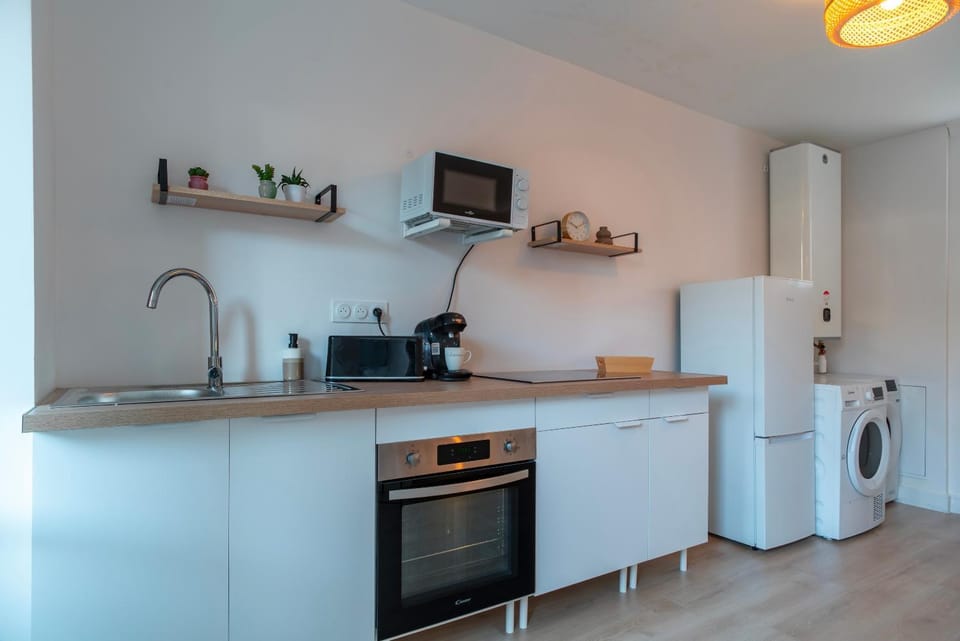 Kitchen or kitchenette, stove