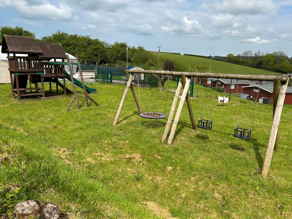 Elm Rise Place Chalet in Llansteffan
