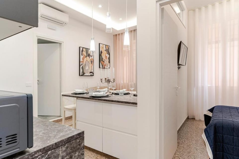 Kitchen or kitchenette, Living room