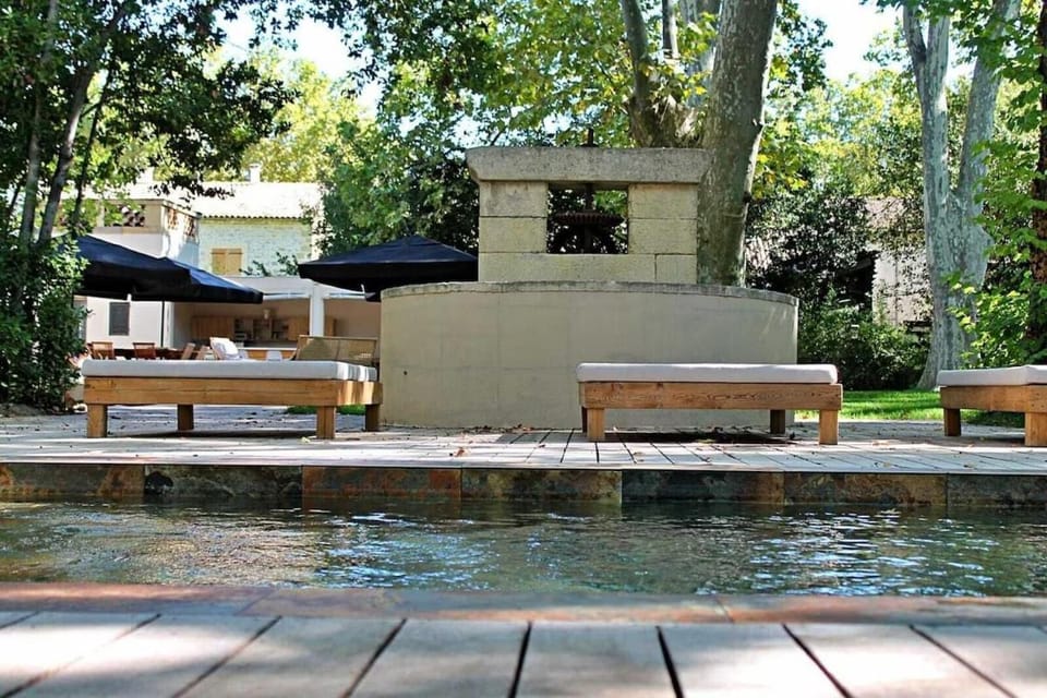 Exceptional building on 1 ha of private land Villa in Occitanie